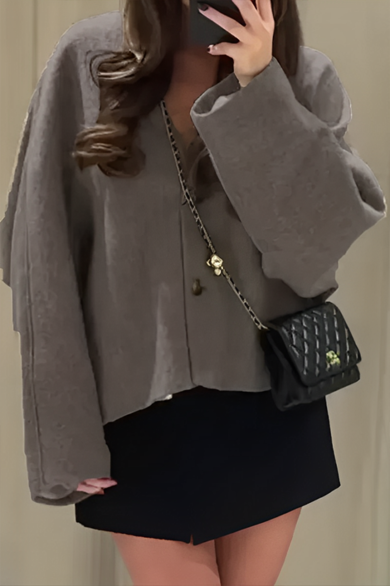 Sophisticated Garment with a Clean Classic Look