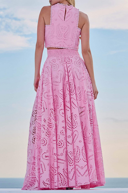 Effortlessly Elegant Garment with a Timeless Design