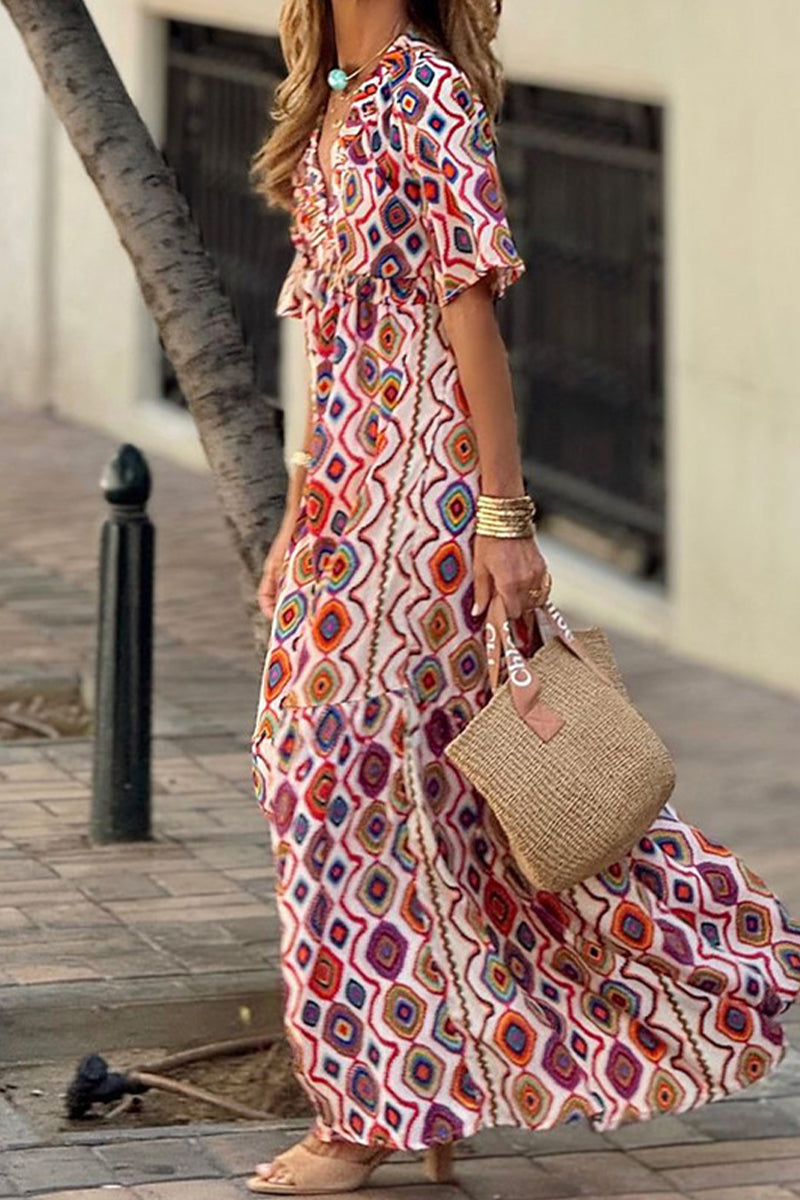 Classic Vintage Dress with a Flattering Fit