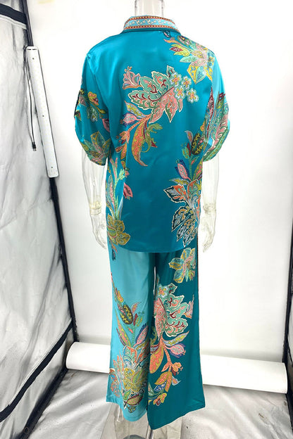 Classic Vintage Garment with a Flattering Fit