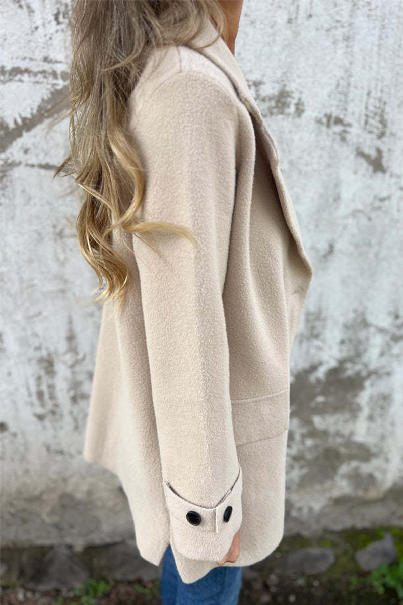Gracefully Styled Garment for Any Occasion
