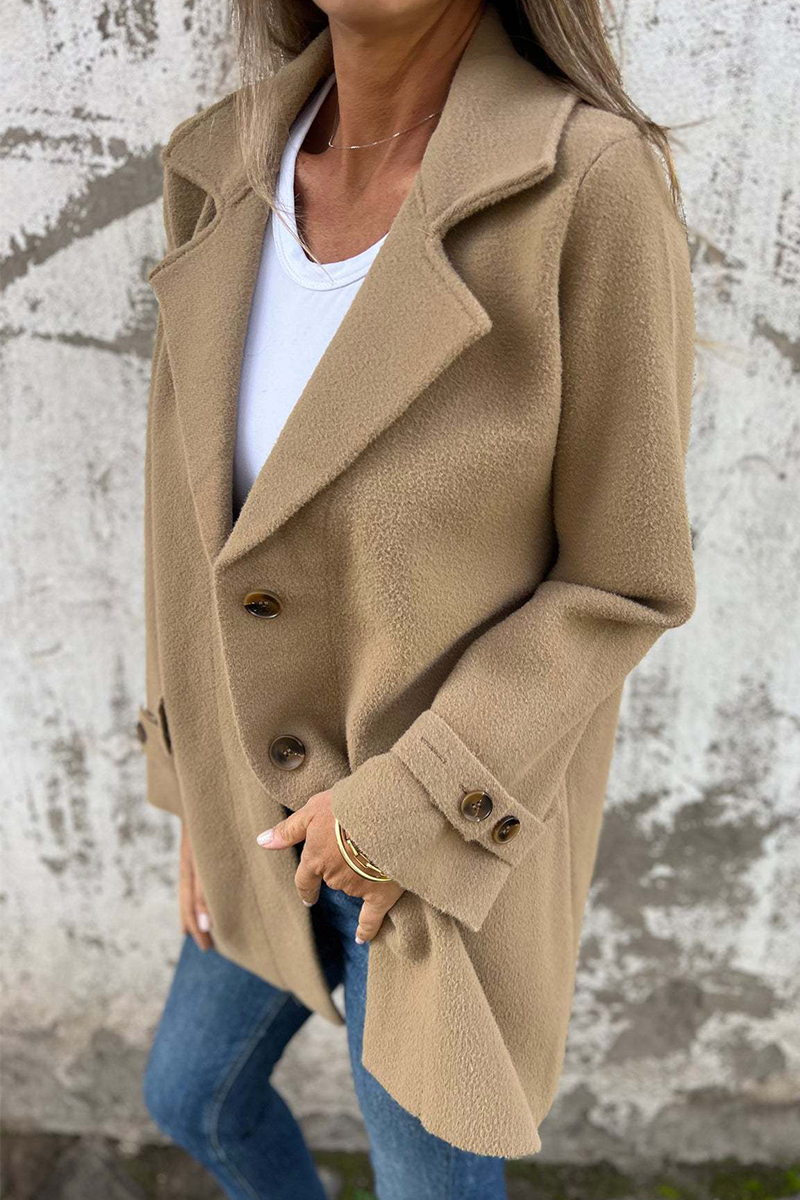 Gracefully Styled Garment for Any Occasion