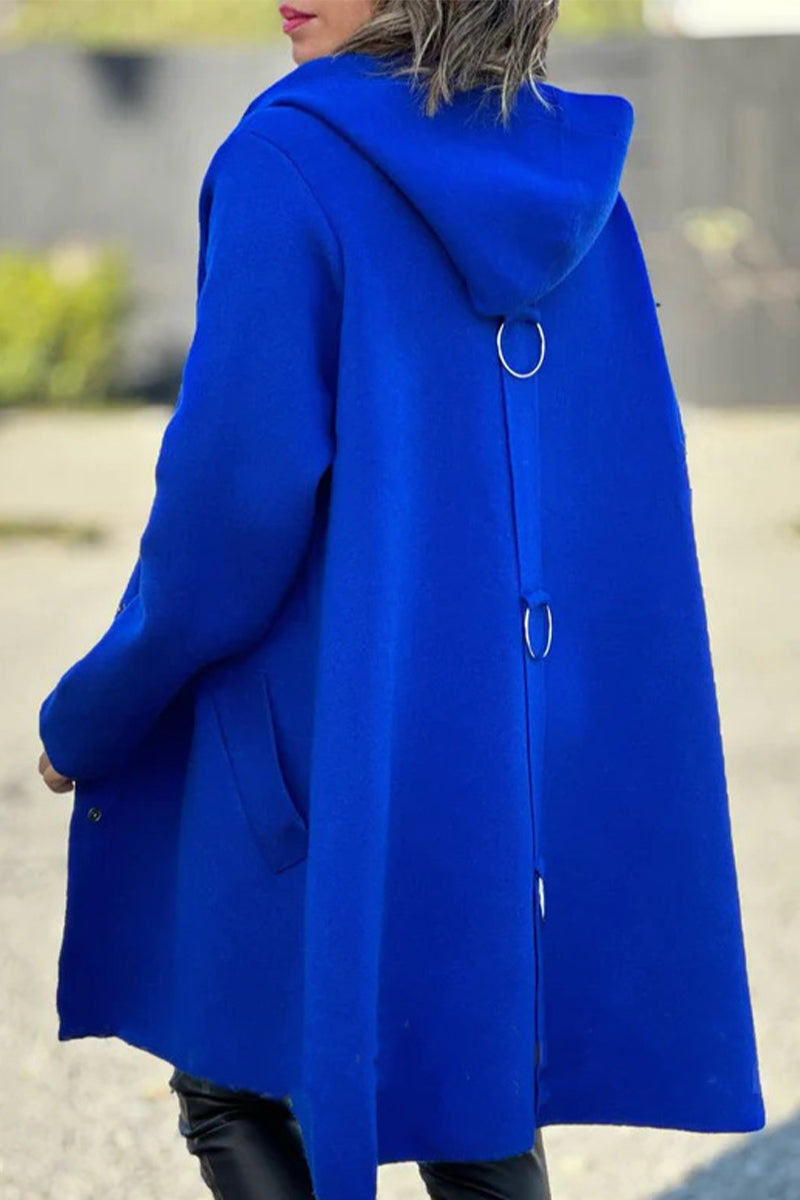 Sophisticated Garment with a Clean Classic Look