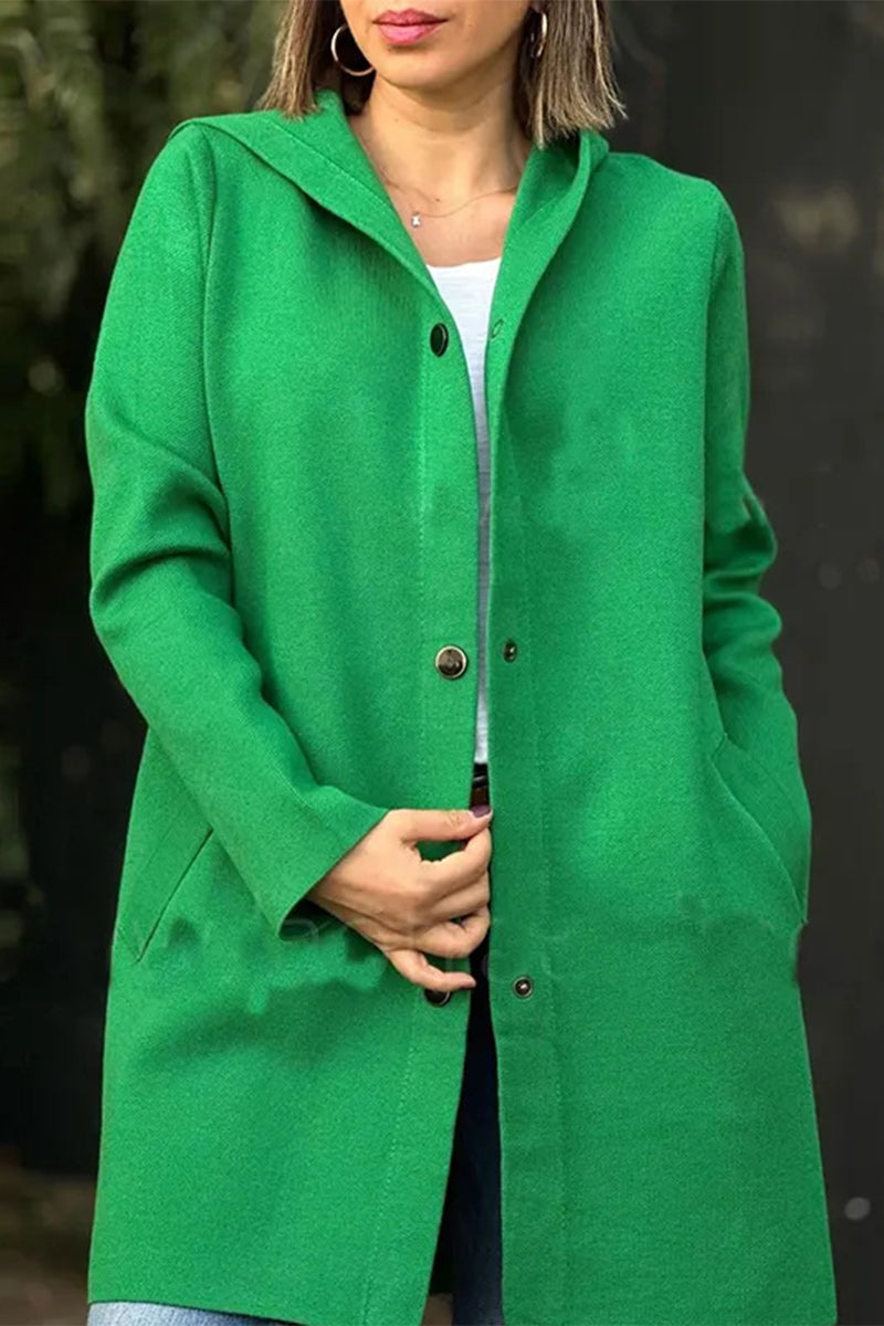 Sophisticated Garment with a Clean Classic Look