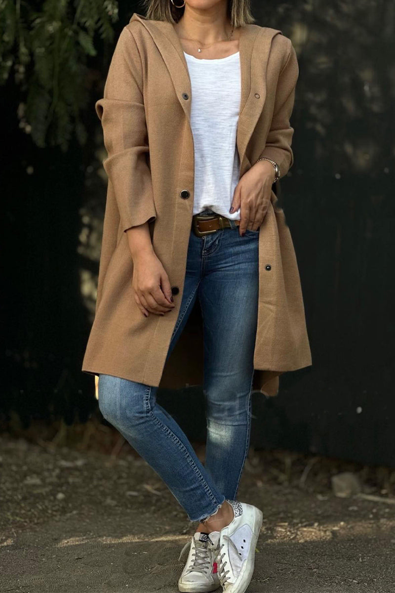 Sophisticated Garment with a Clean Classic Look