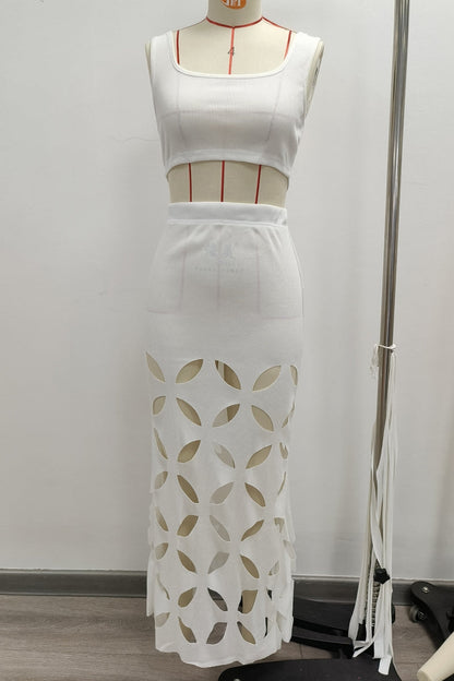 Gracefully Styled Garment for Any Occasion