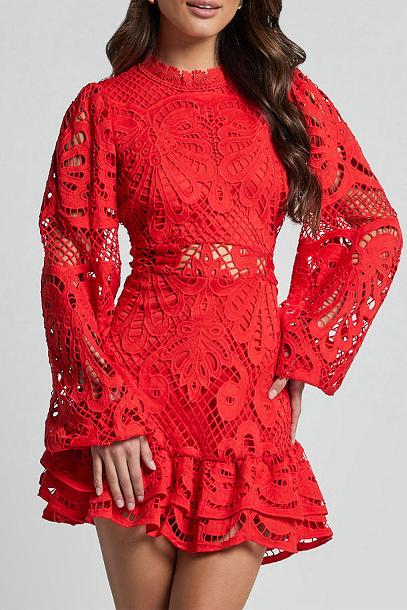Well Tailored Dress with a Graceful Silhouette