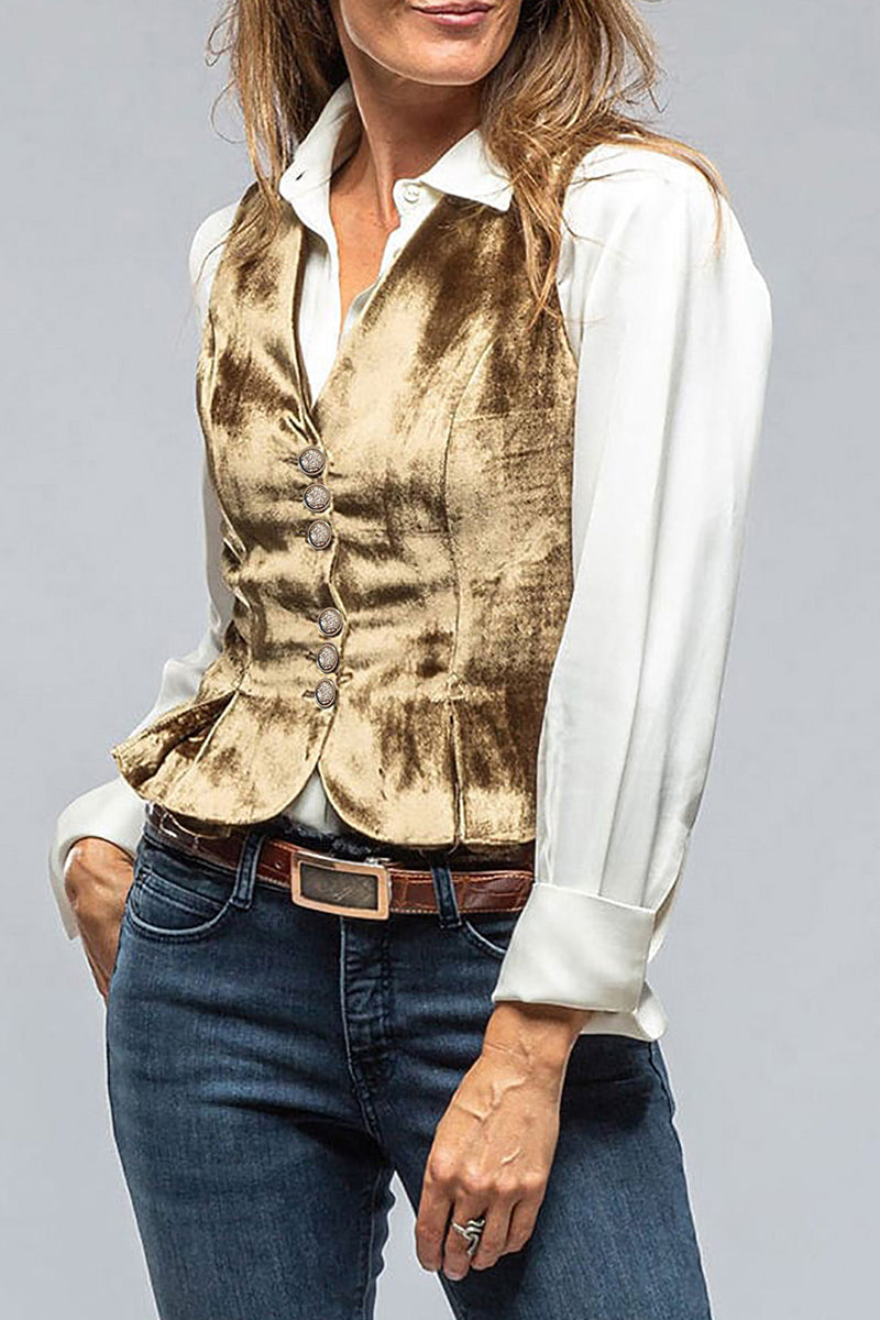 Sophisticated Shirt with a Clean Classic Look