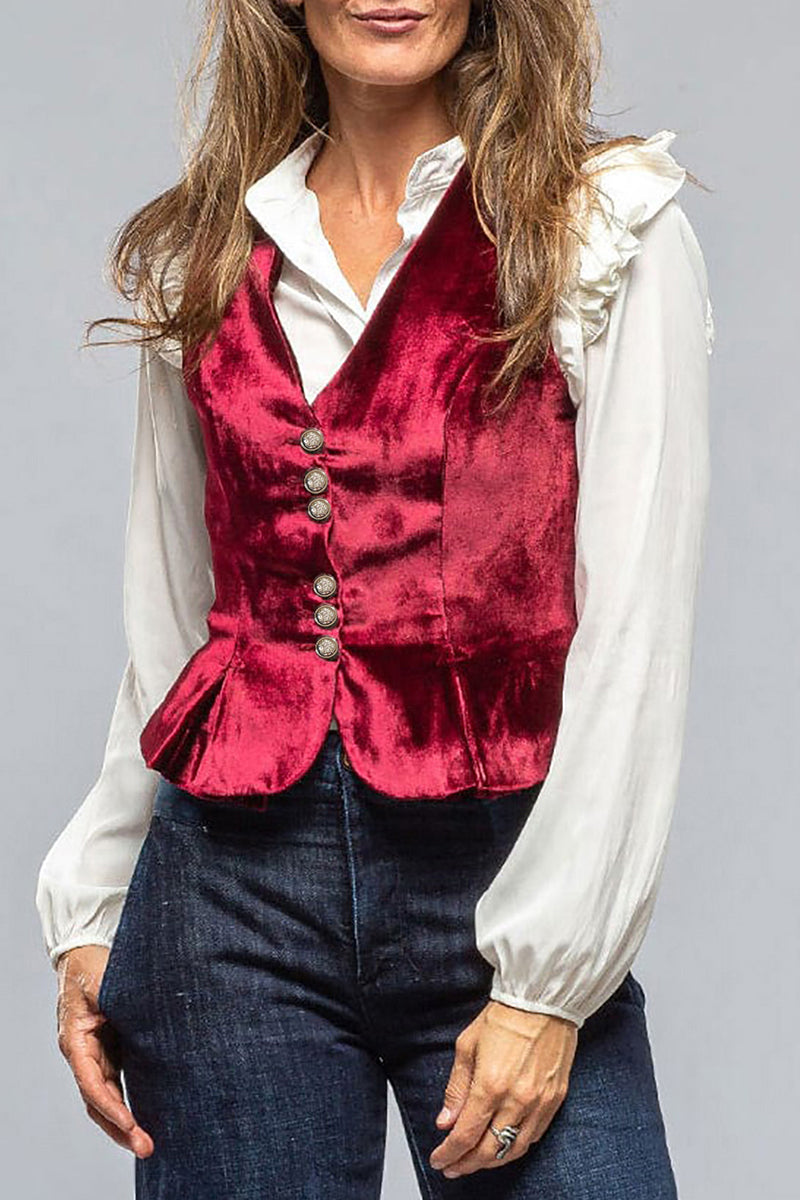 Sophisticated Shirt with a Clean Classic Look