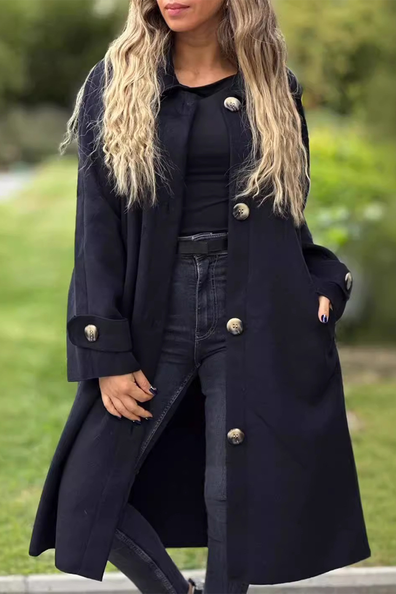 Sophisticated Garment with a Clean Classic Look