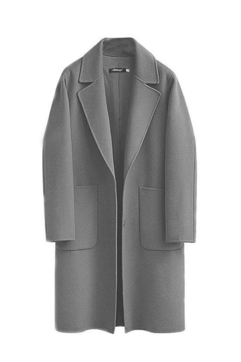 Sophisticated Garment with a Clean Classic Look