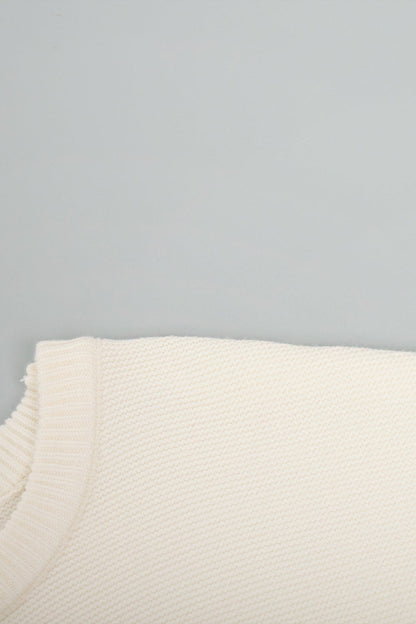Effortlessly Elegant Sweater with a Timeless Design