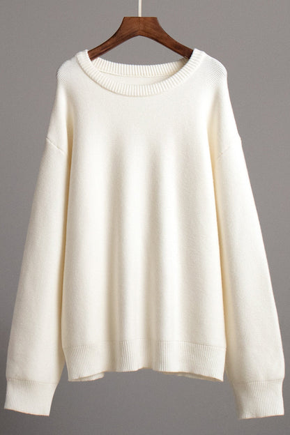 Effortlessly Elegant Sweater with a Timeless Design