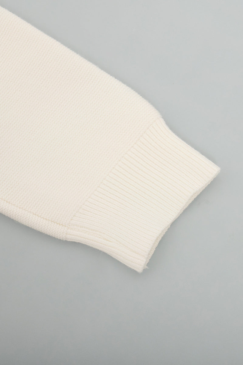 Effortlessly Elegant Sweater with a Timeless Design