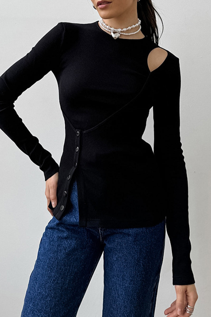 Effortlessly Elegant Top with a Timeless Design
