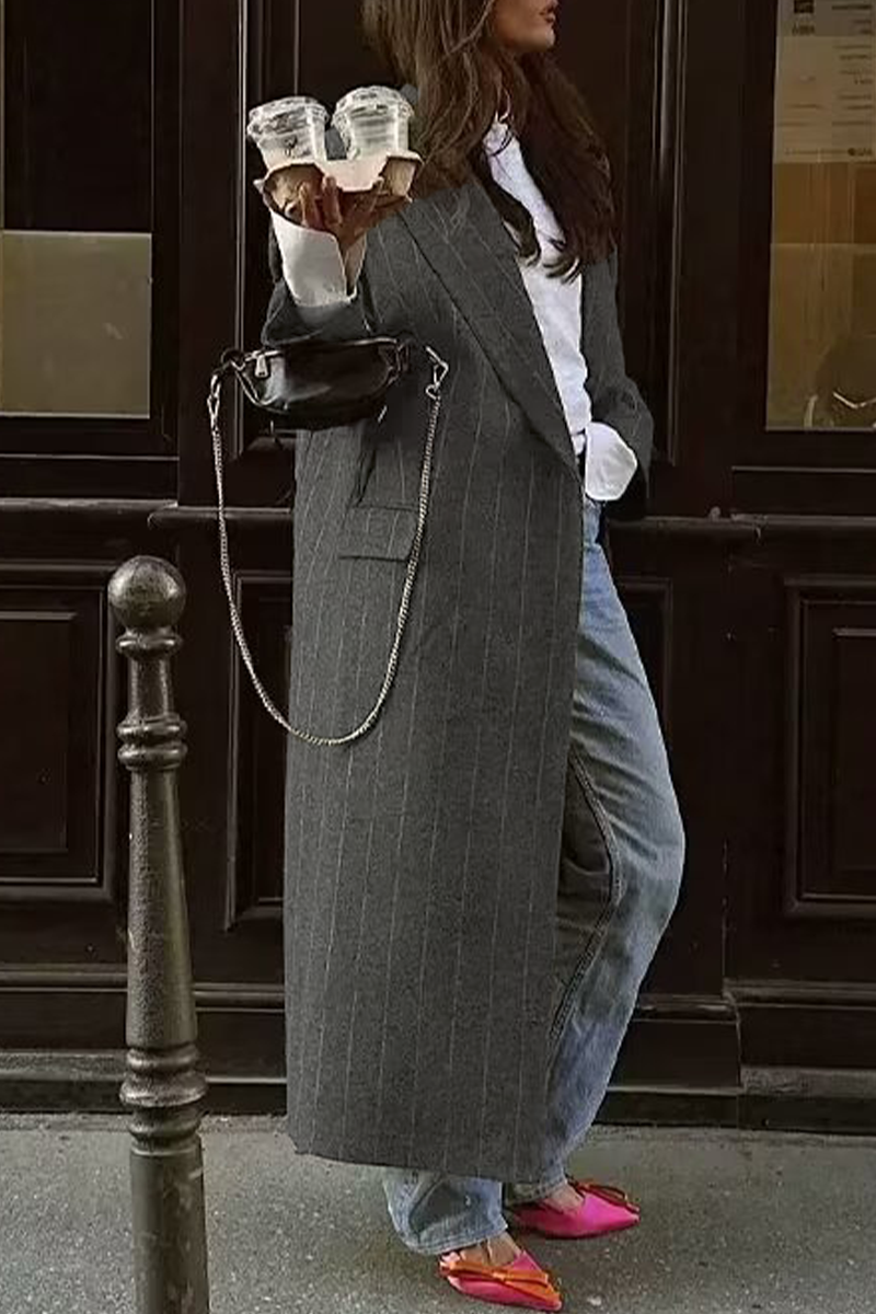 Sophisticated Garment with a Clean Classic Look
