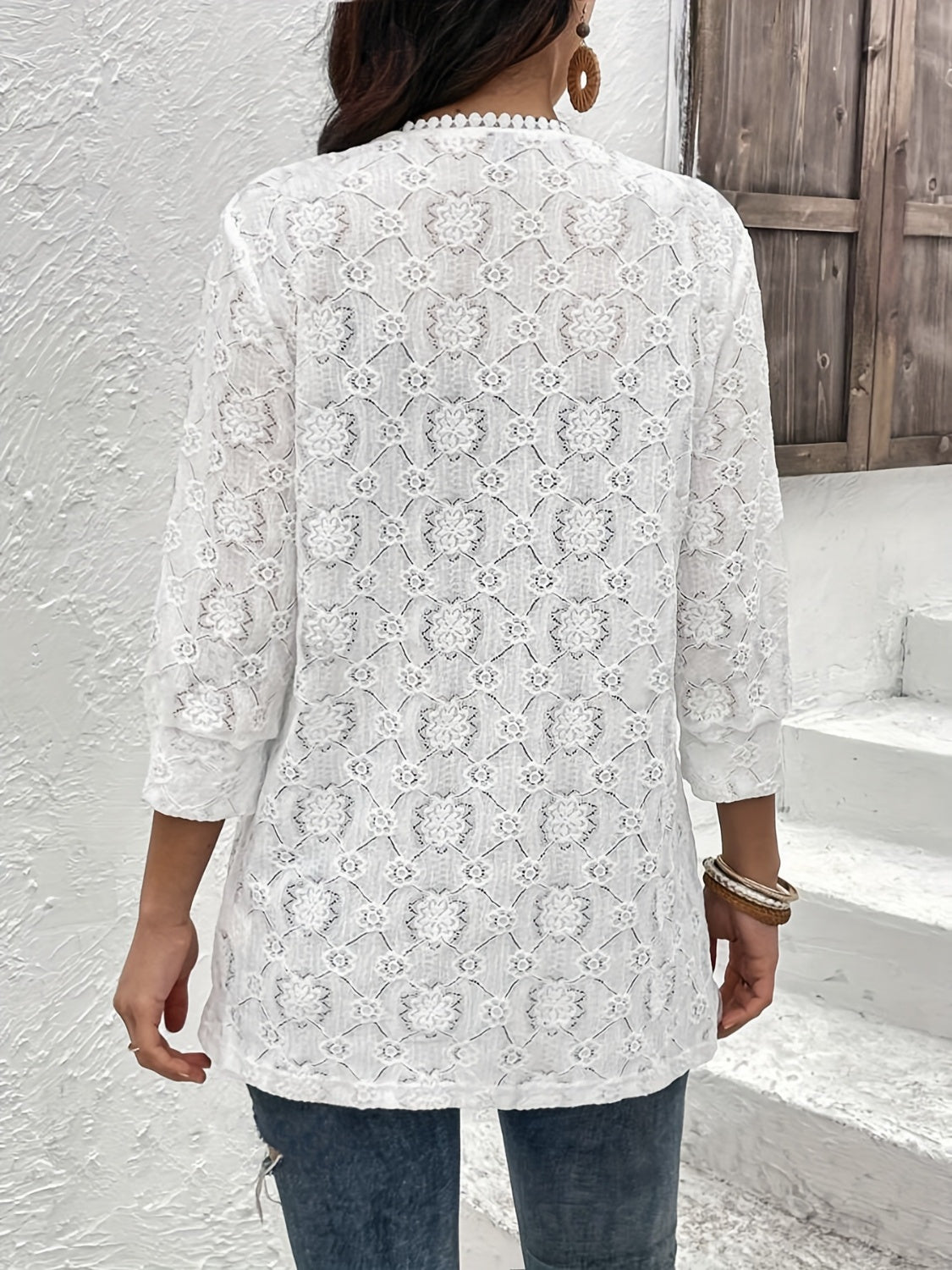 Well Tailored Garment with a Graceful Silhouette