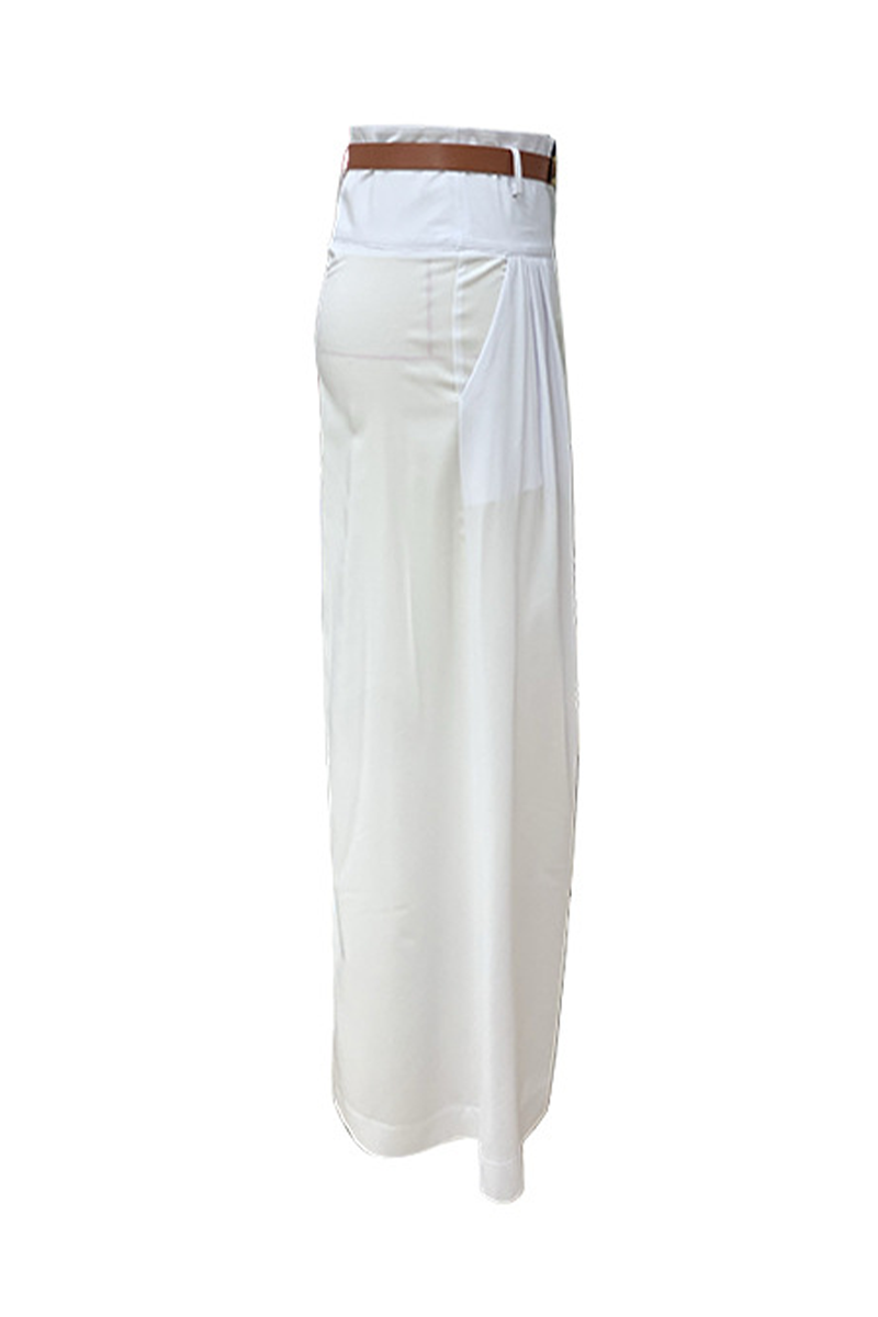 Classic Vintage Trousers with a Flattering Fit