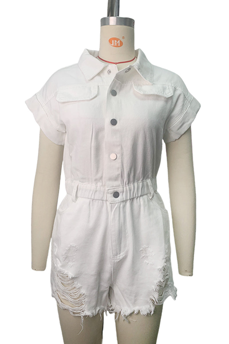 Effortlessly Elegant Garment with a Timeless Design