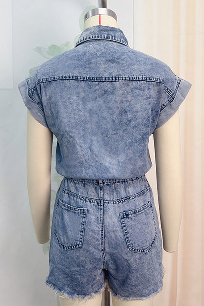 Effortlessly Elegant Garment with a Timeless Design