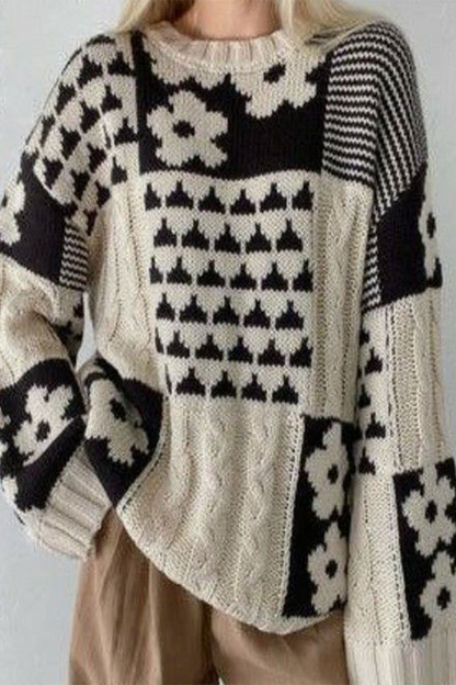 Effortlessly Elegant Sweater with a Timeless Design