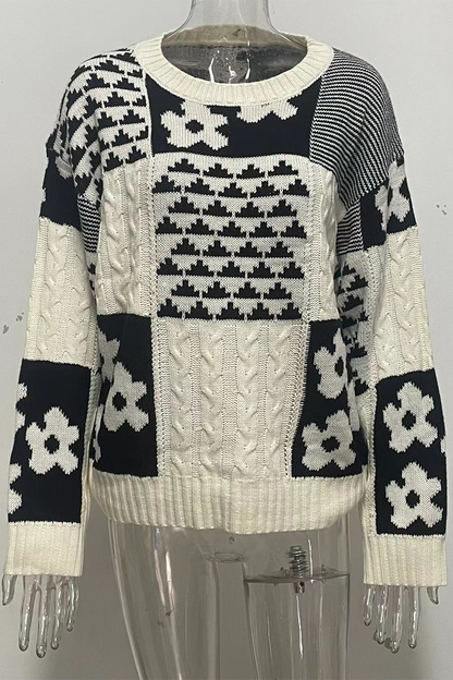 Effortlessly Elegant Sweater with a Timeless Design