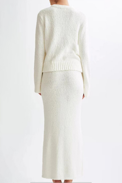 Sophisticated Garment with a Clean Classic Look