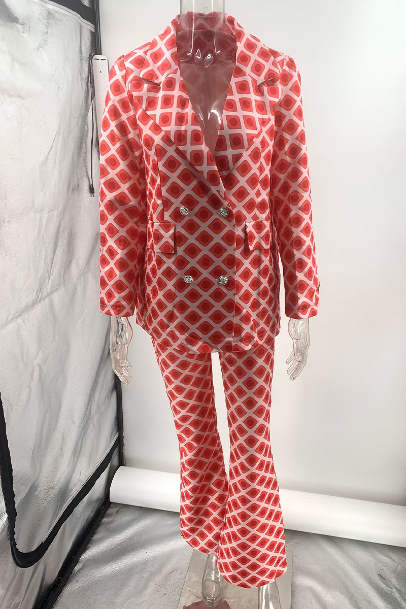 Gracefully Styled Garment for Any Occasion