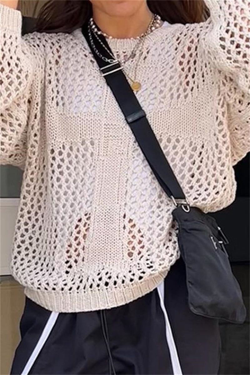 Effortlessly Elegant Top with a Timeless Design