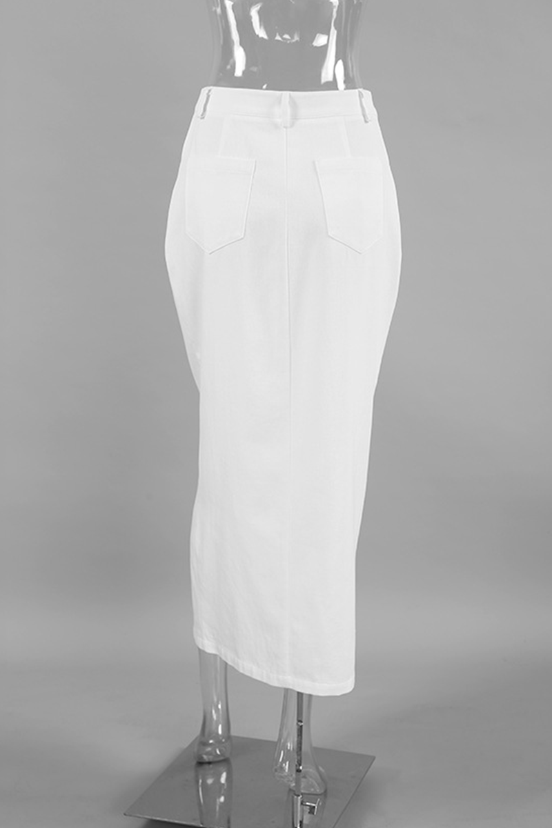 Classic Vintage Pants with a Flattering Fit