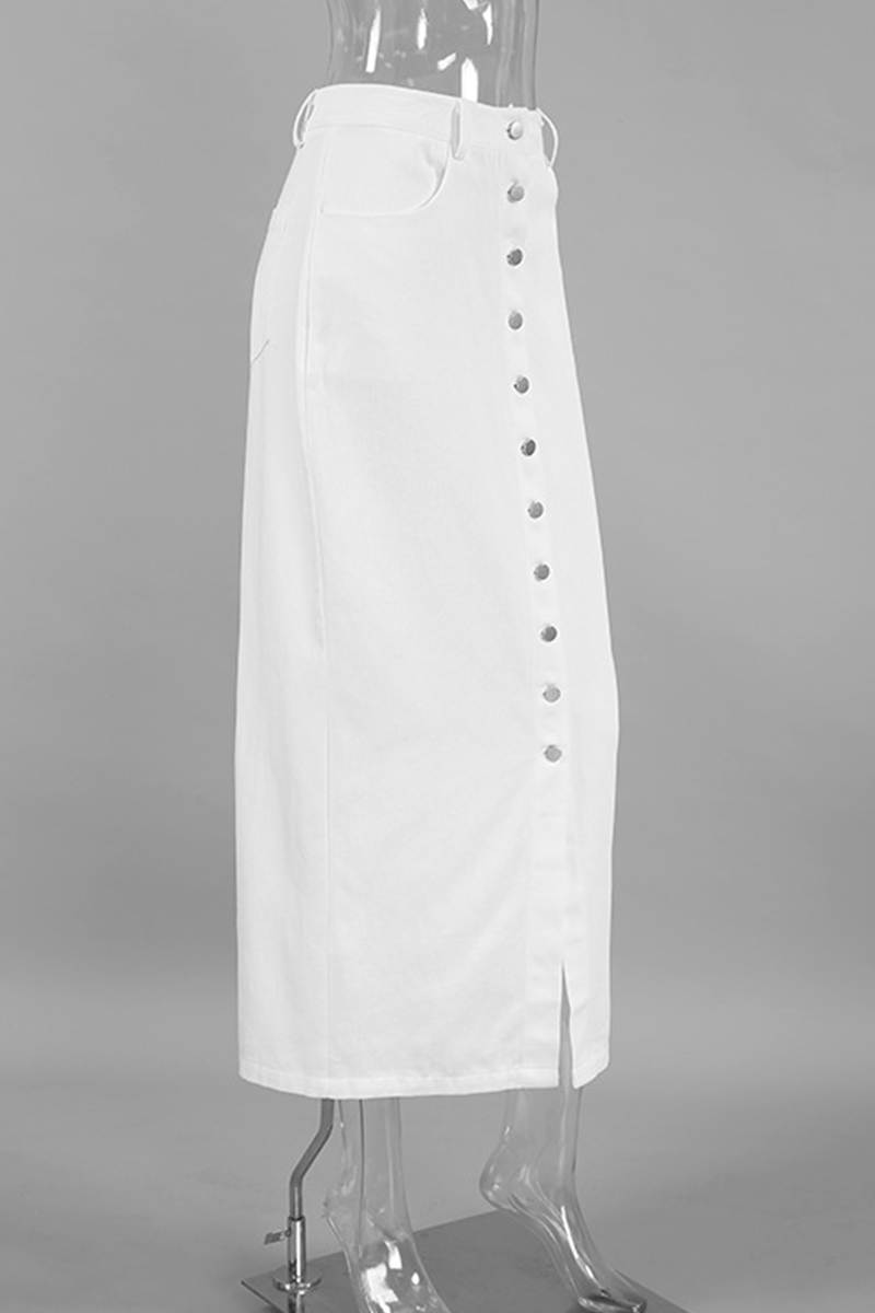 Classic Vintage Pants with a Flattering Fit