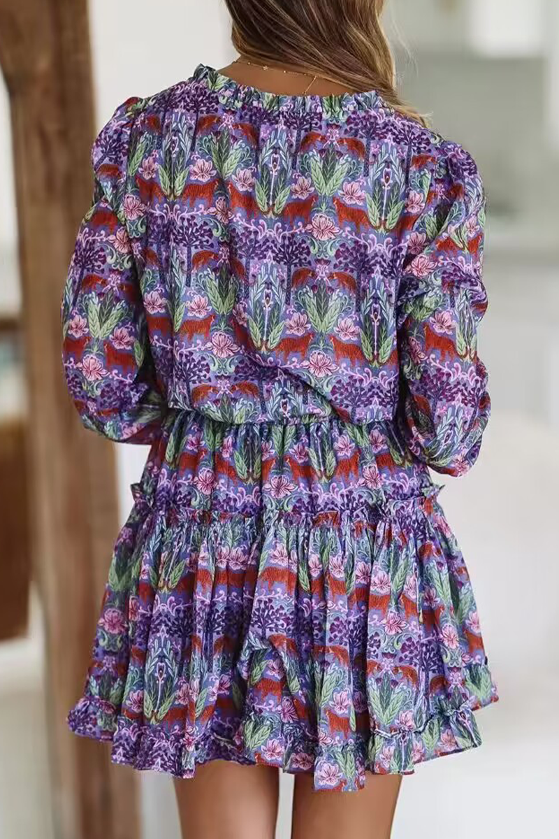 Classic Vintage Dress with a Flattering Fit