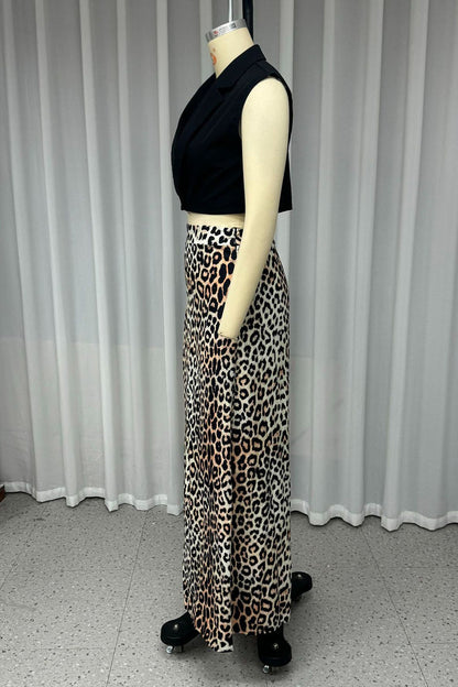 Classic Vintage Garment with a Flattering Fit