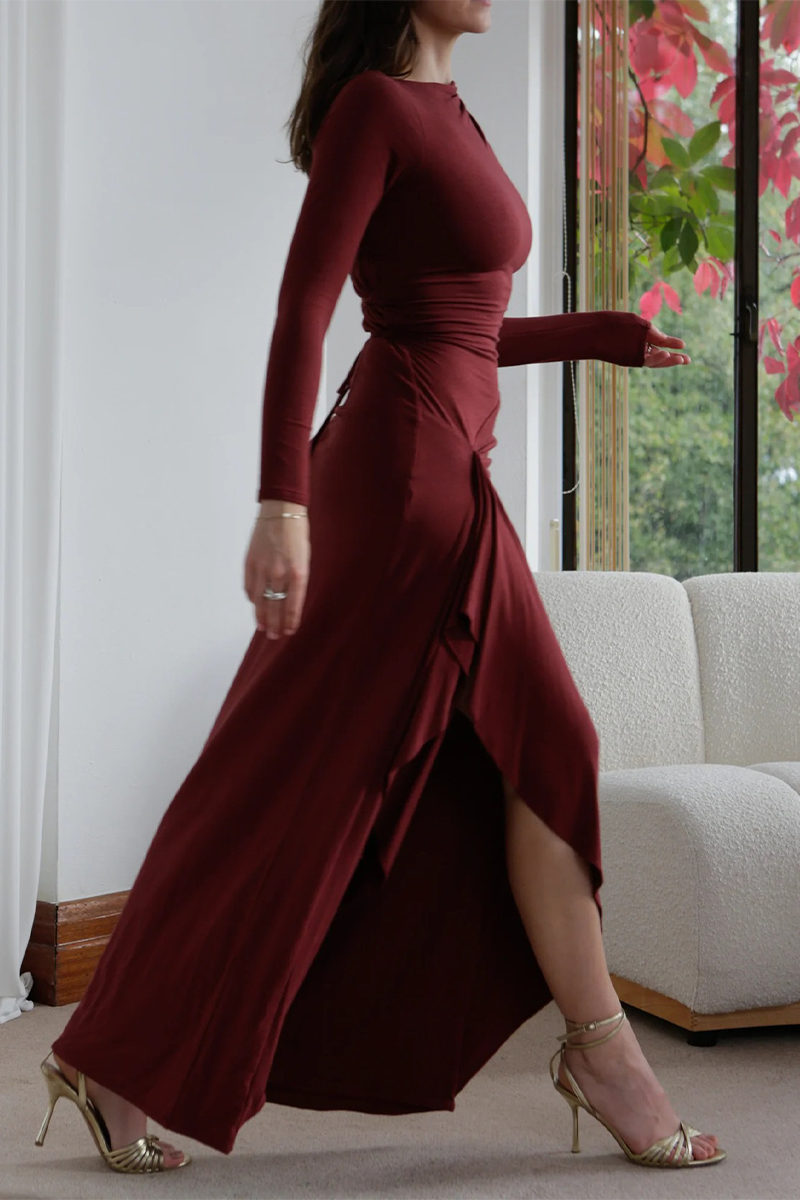 Sophisticated Dress with a Clean Classic Look