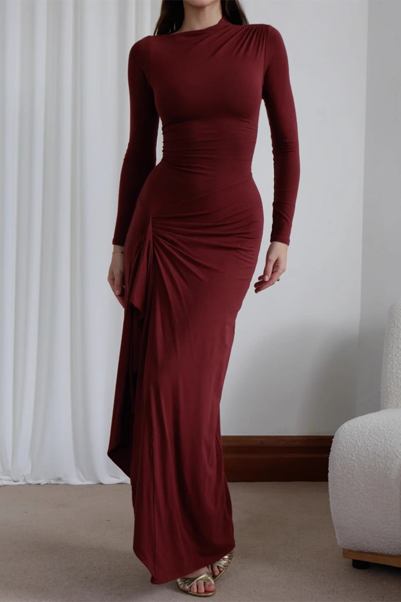 Sophisticated Dress with a Clean Classic Look