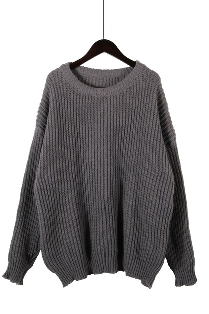 Well Tailored Sweater with a Graceful Silhouette