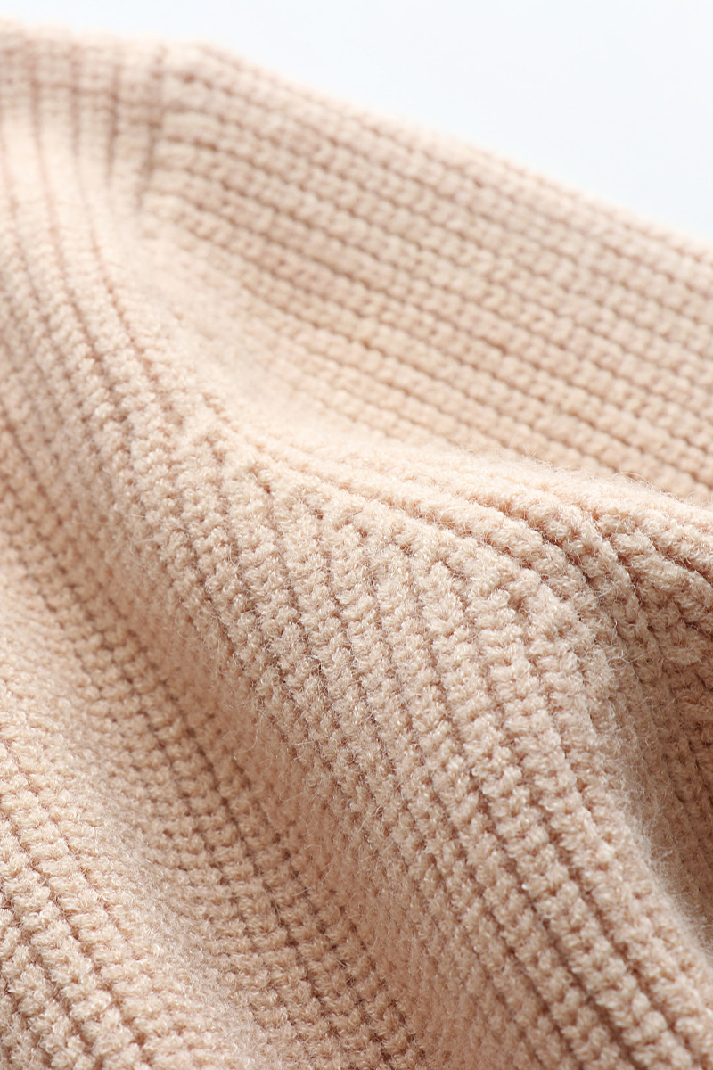 Beautifully Finished Sweater in a Timeless Design