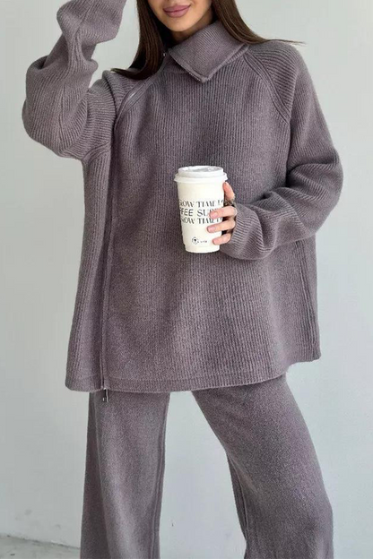 Effortlessly Elegant Garment with a Timeless Design