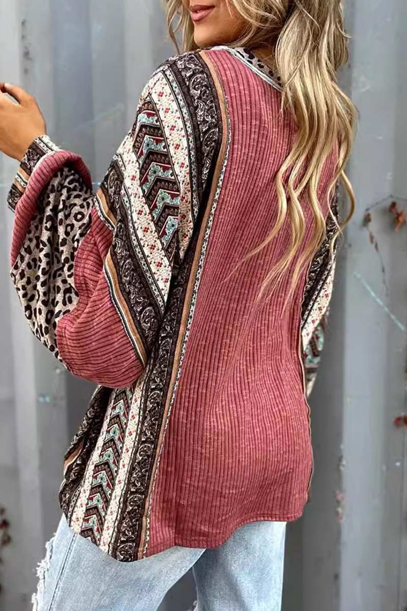 Classic Vintage Top with a Flattering Fit