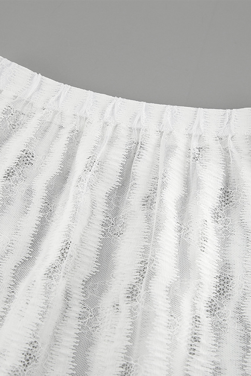 Well Tailored Pants with a Graceful Silhouette