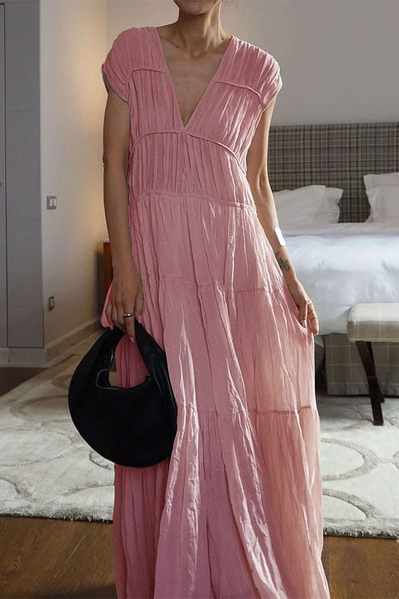 Effortlessly Elegant Dress with a Timeless Design