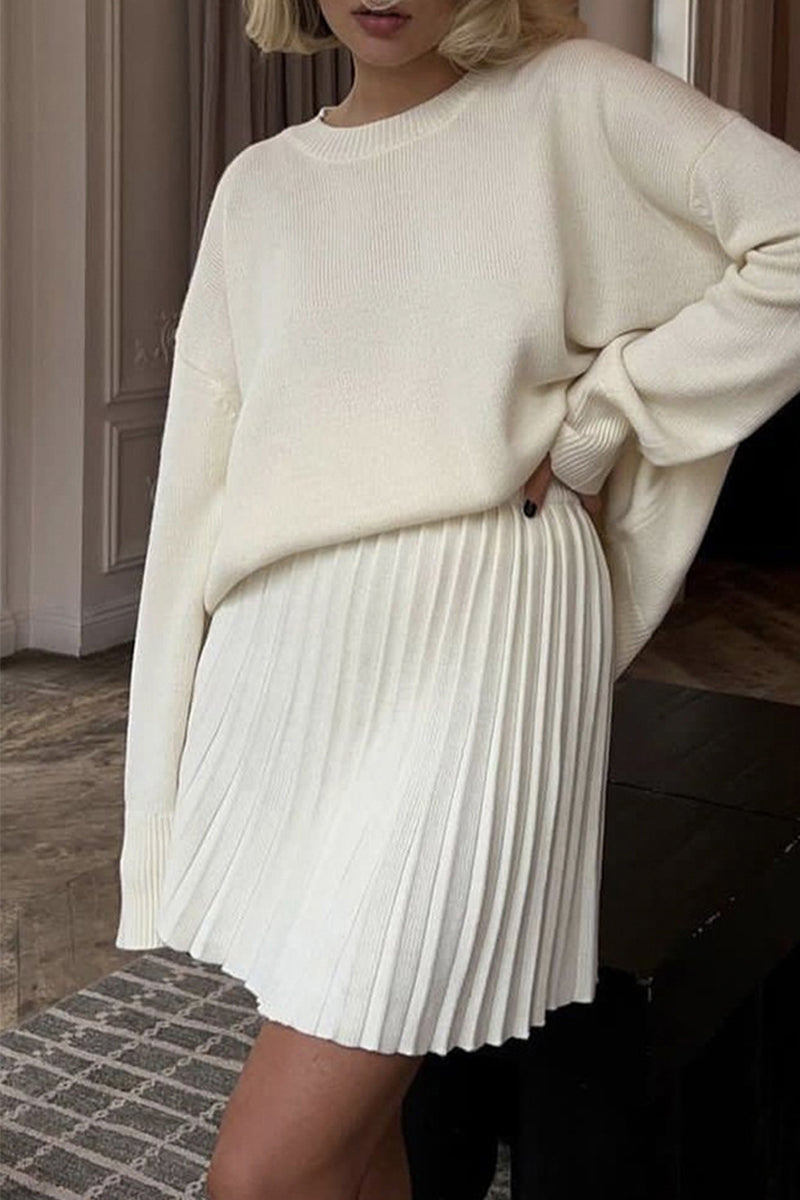 Sophisticated Garment with a Clean Classic Look