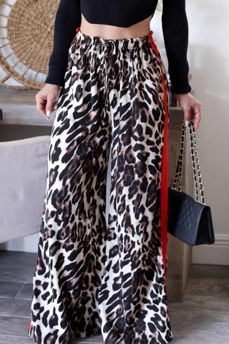 Well Tailored Trousers with a Graceful Silhouette