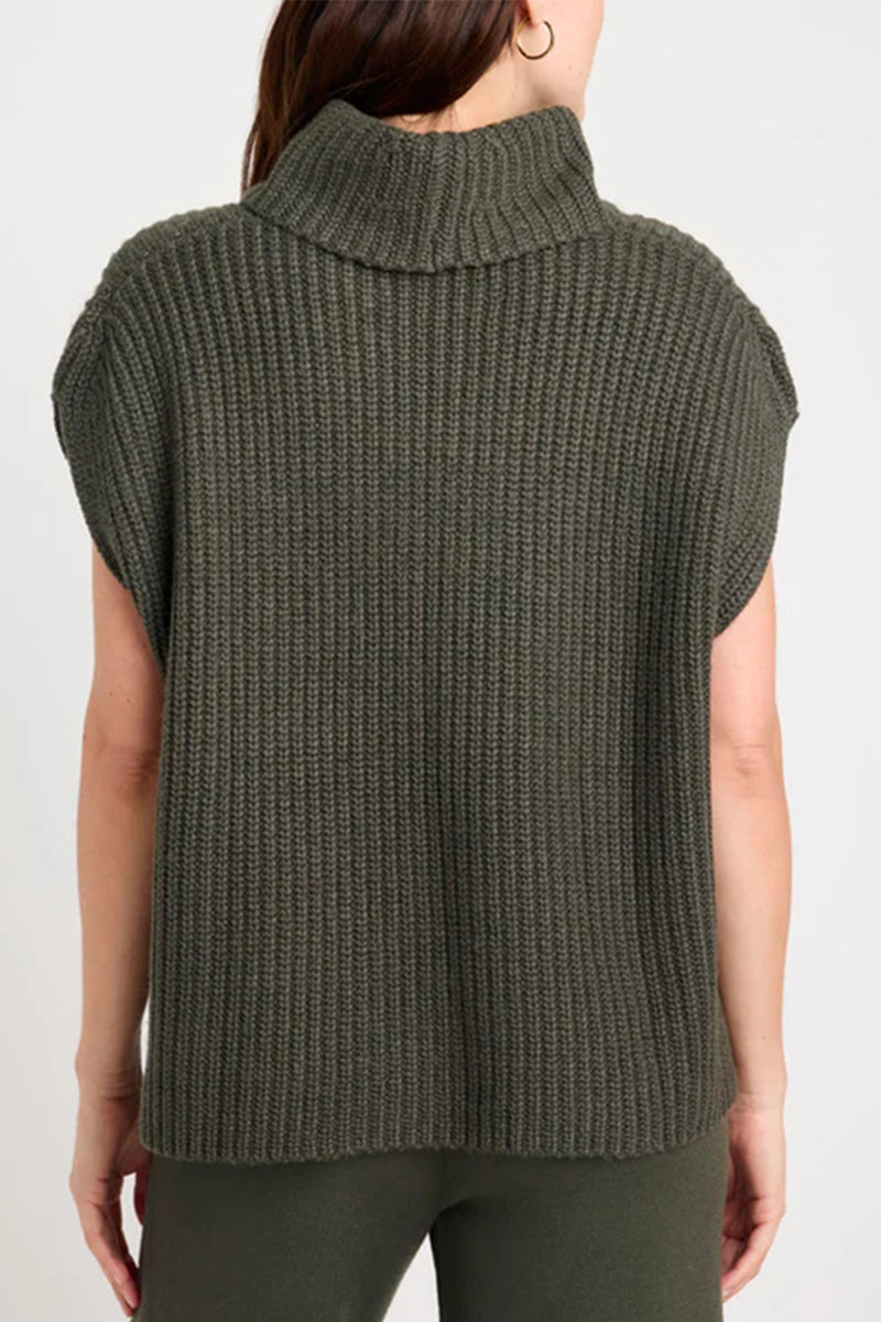 Polished Sweater with an Effortless Classic Look