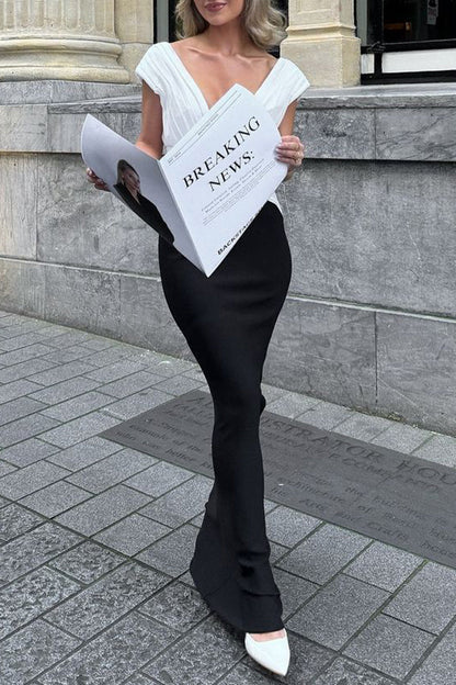 Sophisticated Dress with a Clean Classic Look