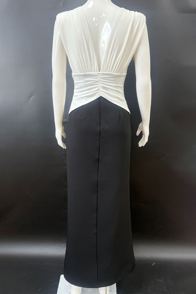 Sophisticated Dress with a Clean Classic Look