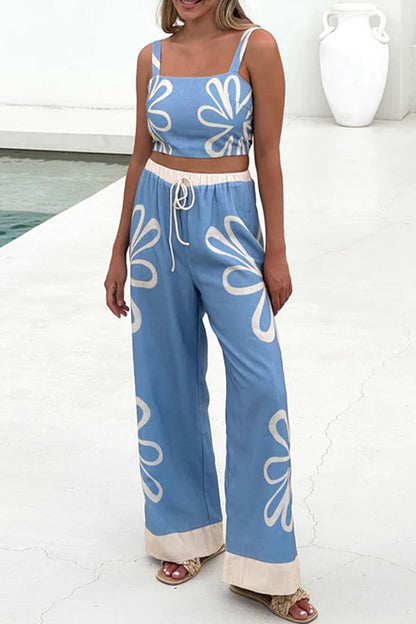 Sophisticated Garment with a Clean Classic Look