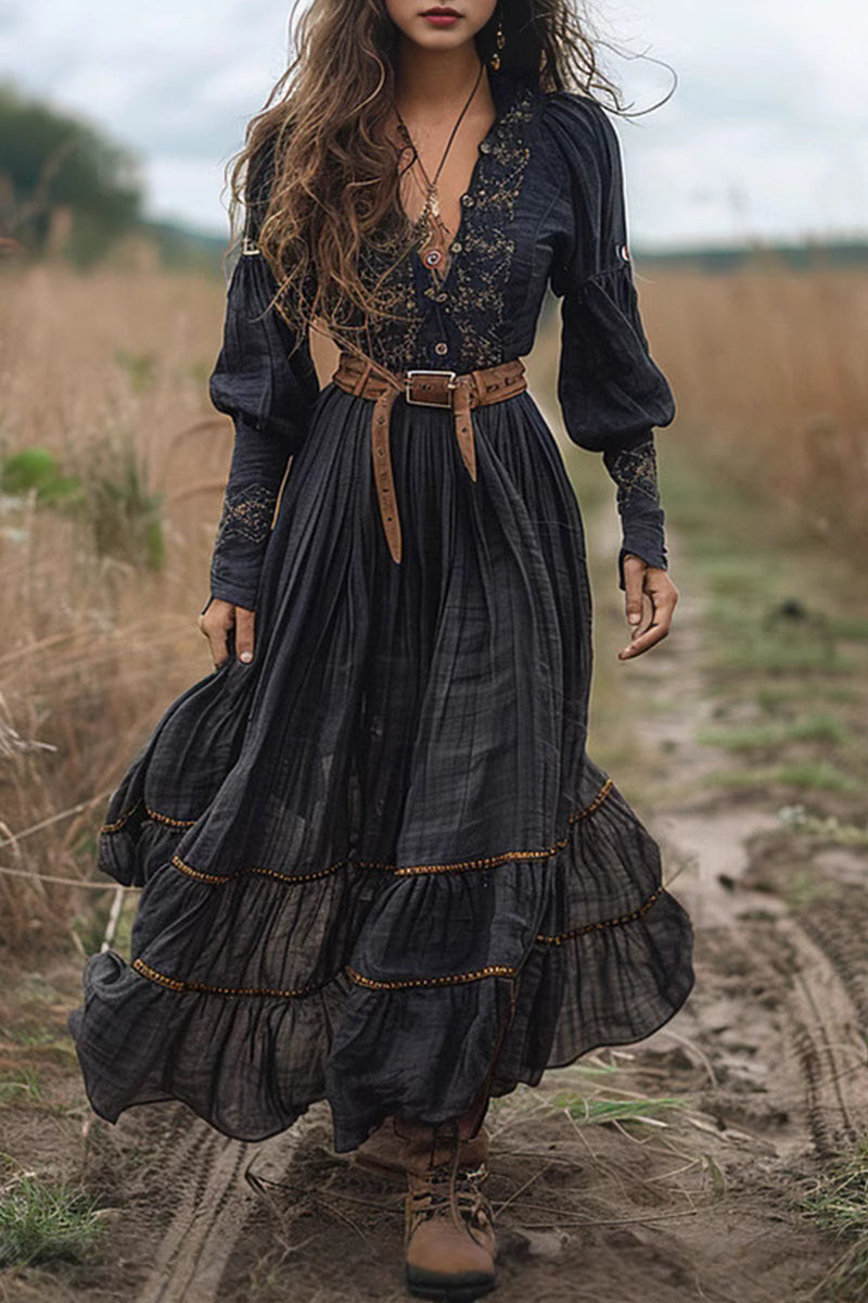Classic Vintage Dress with a Flattering Fit