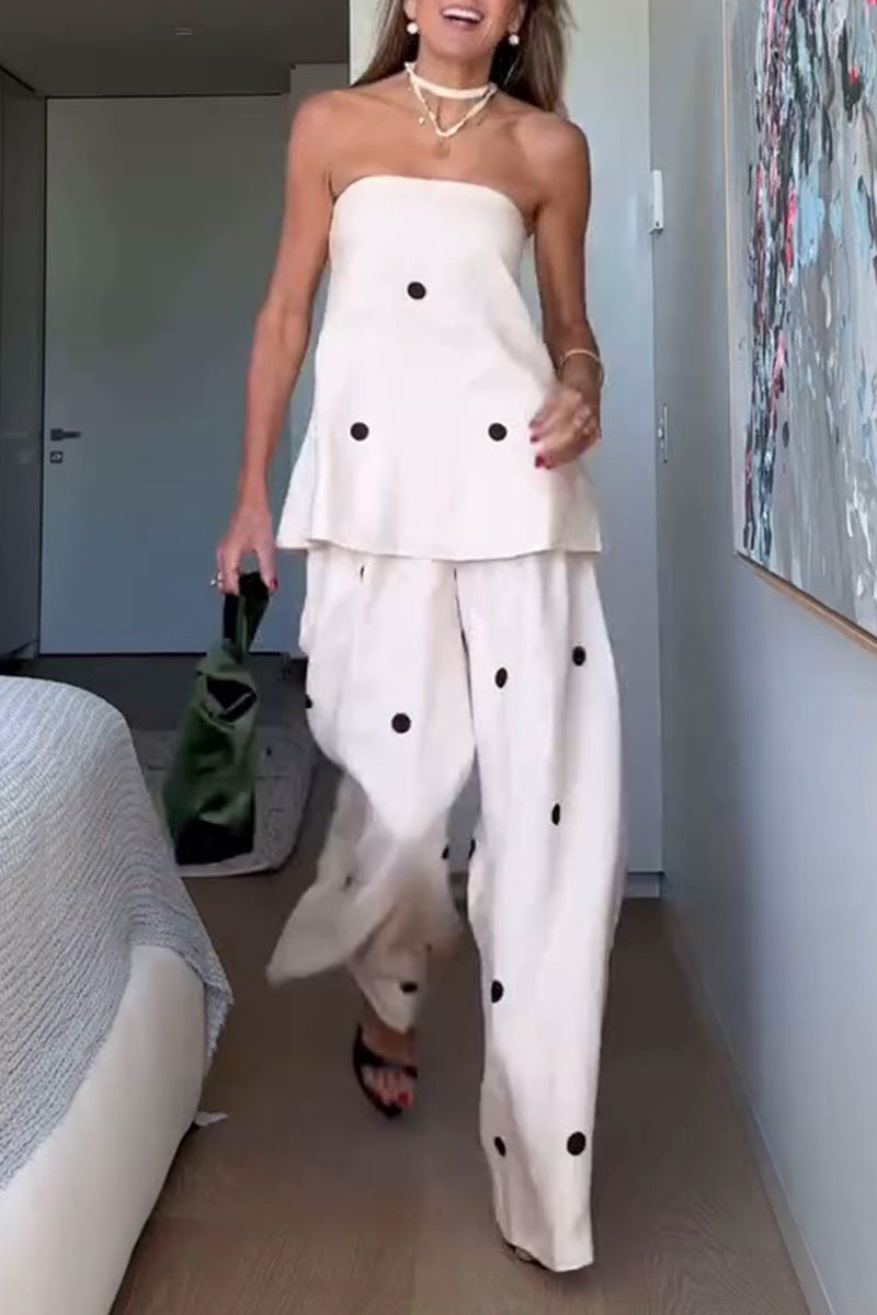 Beautifully Finished Garment in a Timeless Design
