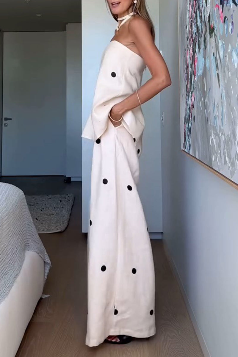 Beautifully Finished Garment in a Timeless Design
